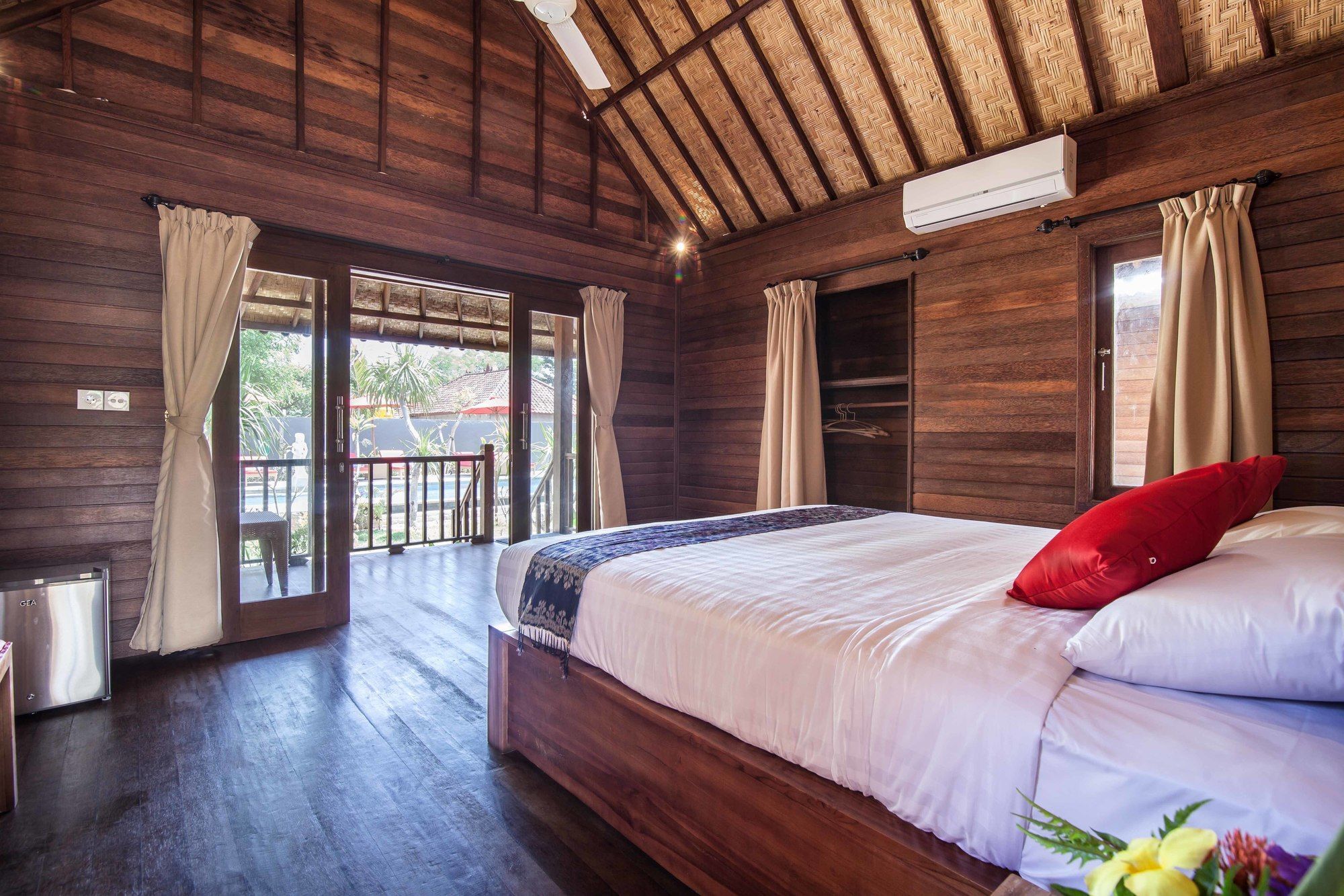 נוסה-למבונגן Garden Cottage Lembongan & Hostel מראה חיצוני תמונה